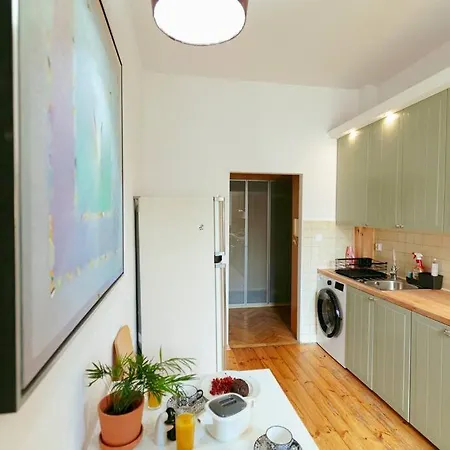 Eclectic, Cozy In The Heart Of Old Mokotow! Varsovia
