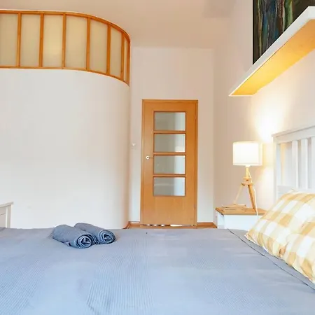Eclectic, Cozy In The Heart Of Old Mokotow! *