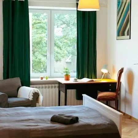 Eclectic, Cozy In The Heart Of Old Mokotow! Varsovia