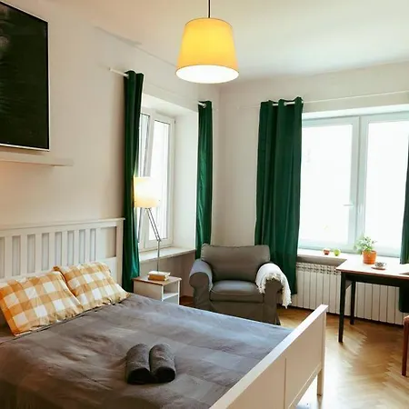 Eclectic, Cozy In The Heart Of Old Mokotow! *