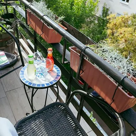 Eclectic, Cozy In The Heart Of Old Mokotow!